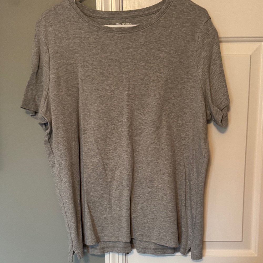 Kim Rogers Light Heather Gray Short Sleeve Crew Tee